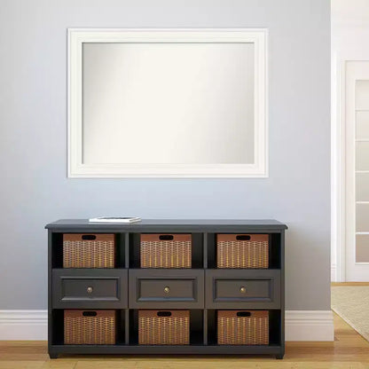 Specchio da parete rettangolare bianco non smussato da 44"x33" Ridge, moderno con accessori per il montaggio